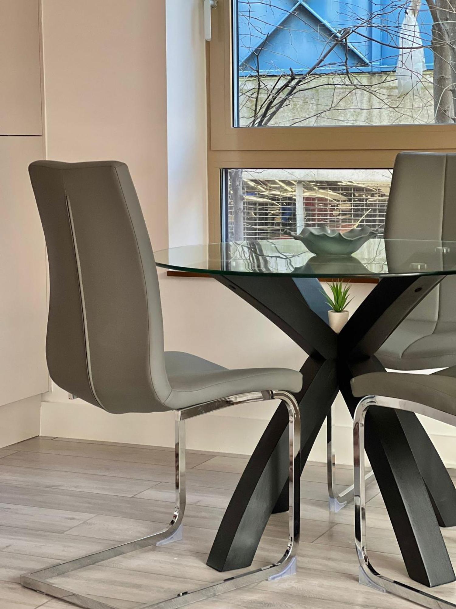 Kensington House By Solitaire Suites Слау Экстерьер фото